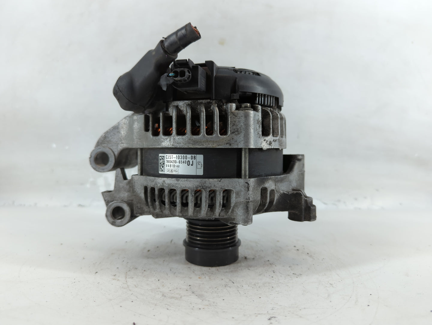 2013-2019 Ford Escape Alternator Replacement Generator Charging Assembly Engine OEM P/N:CJ5T-10300-DB Fits OEM Used Auto Par
