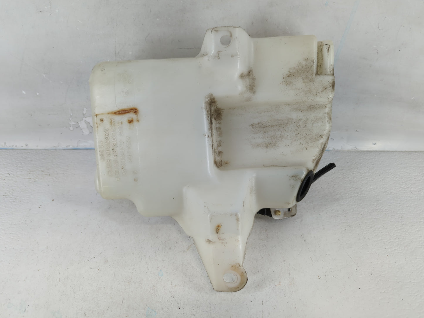 2013-2014 Ford Escape Windshield Washer Fluid Reservoir Bottle Oem 819917 - Oemusedautoparts1.com