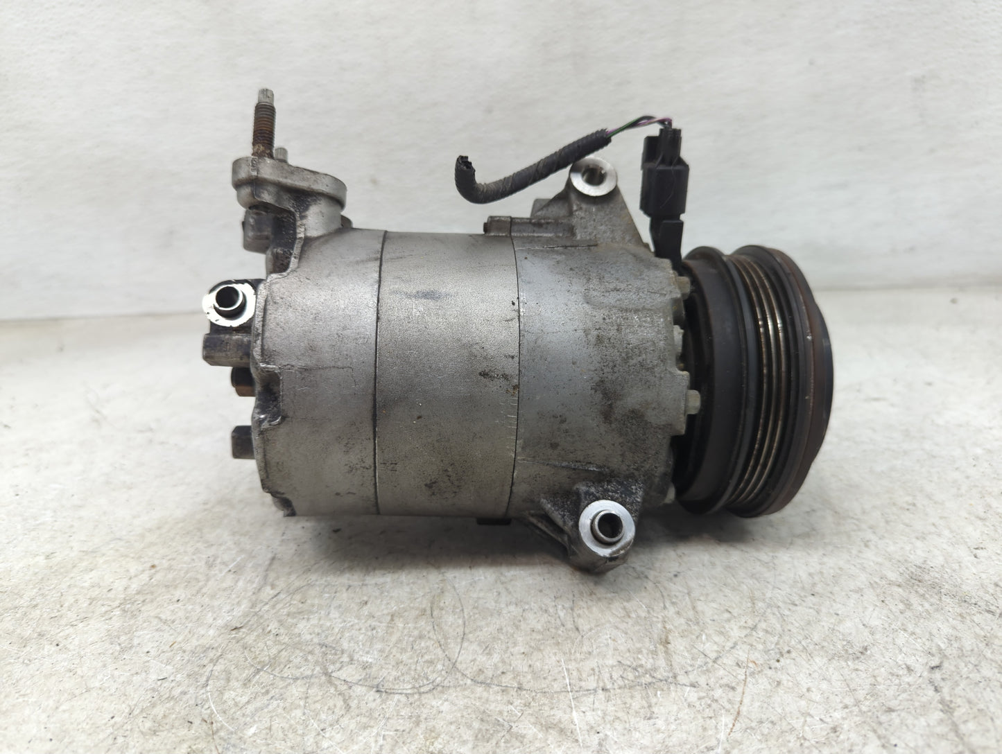 2013-2016 Ford Escape Air Conditioning A/c Ac Compressor Oem - Oemusedautoparts1.com