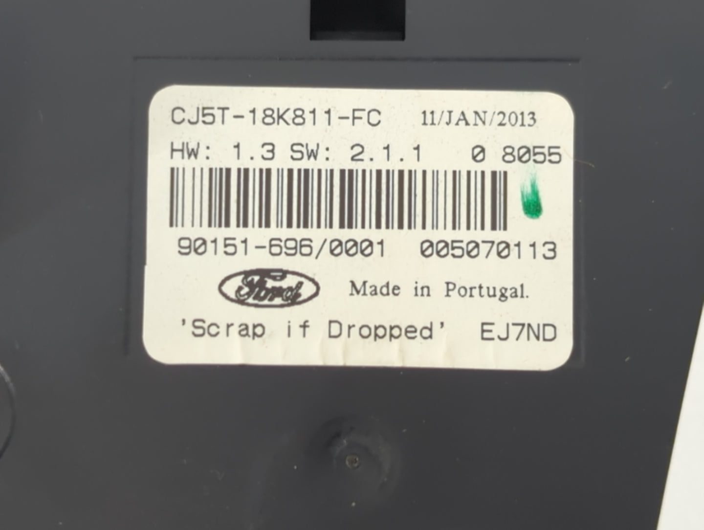 2013-2014 Ford Escape Radio AM FM Cd Player Receiver Replacement P/N:CJ5T-18K811-AC CJ5T-18K811-BC Fits OEM Used Auto Parts 