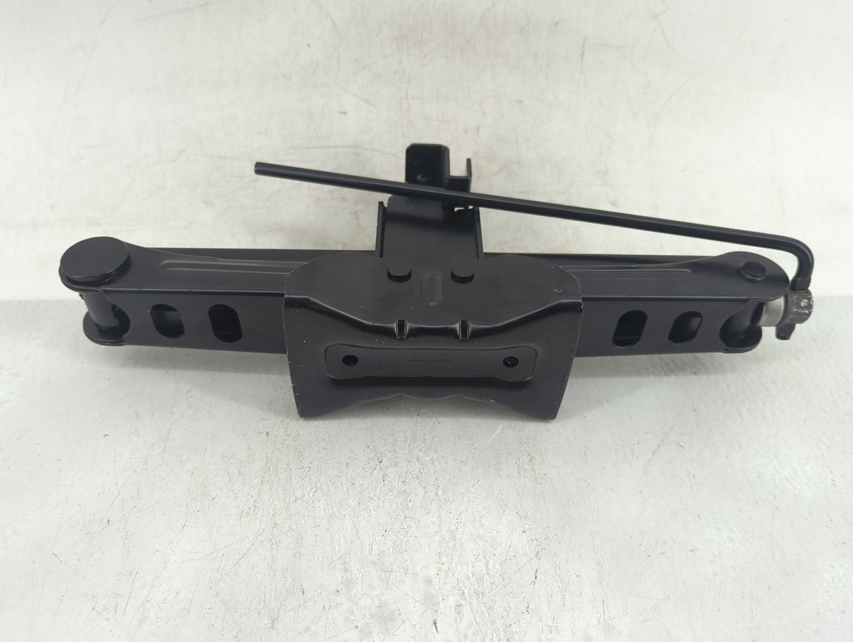 Ford Escape Spare Scissor Car Jack 853077 - Oemusedautoparts1.com