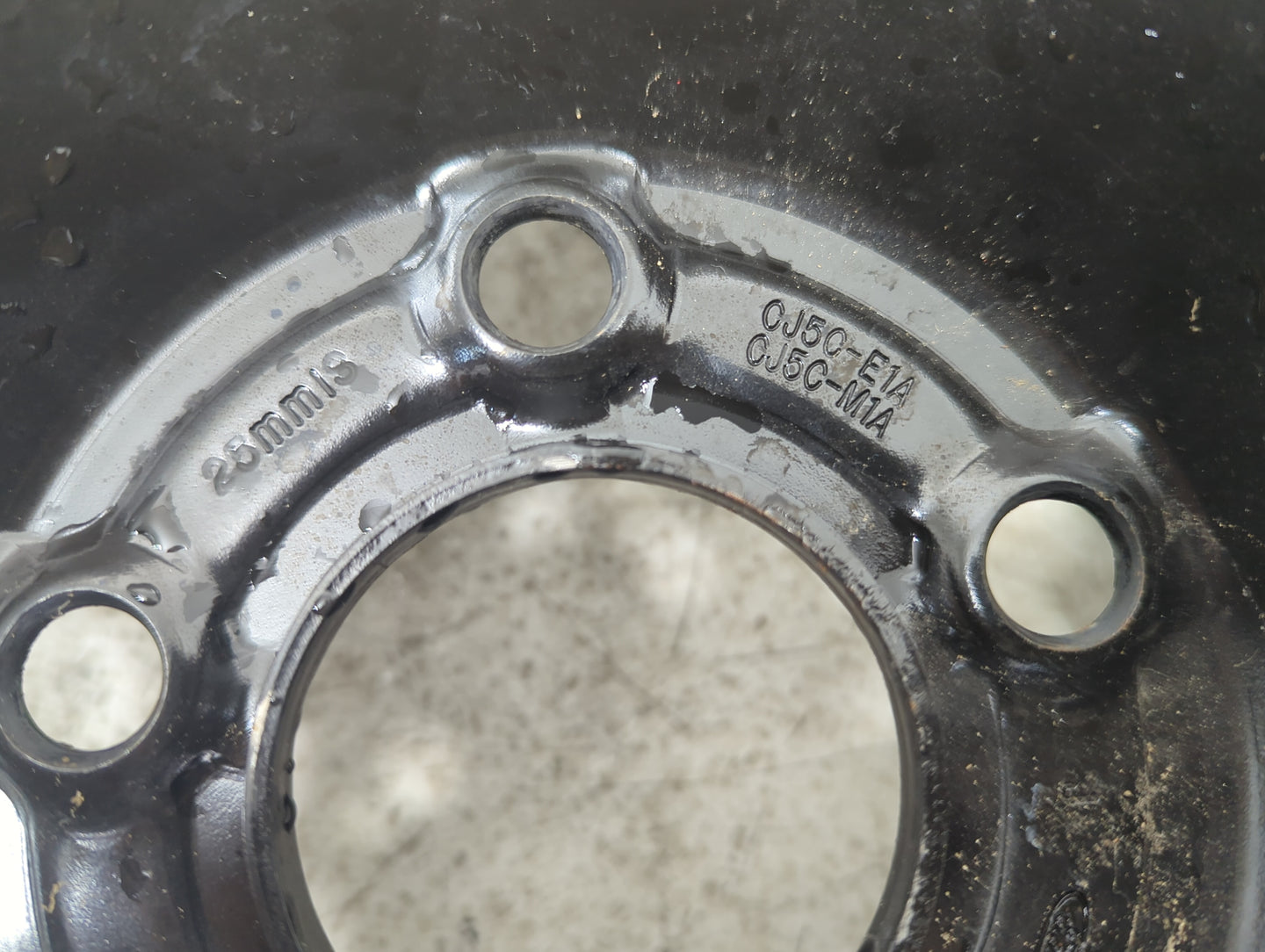 2013-2019 Ford Escape Spare Donut Tire Wheel Rim Oem 853086 - Oemusedautoparts1.com