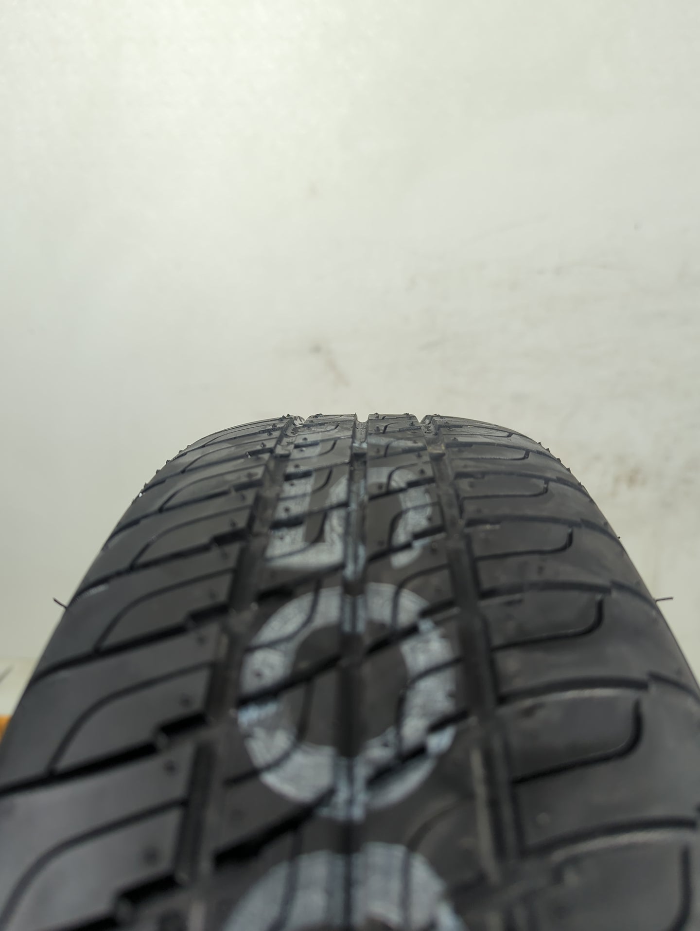 2013-2019 Ford Escape Spare Donut Tire Wheel Rim Oem 853086 - Oemusedautoparts1.com