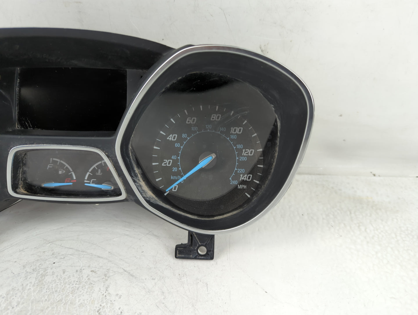 2013 Ford Escape Instrument Cluster Speedometer Gauges Fits OEM Used Auto Parts - Oemusedautoparts1.com