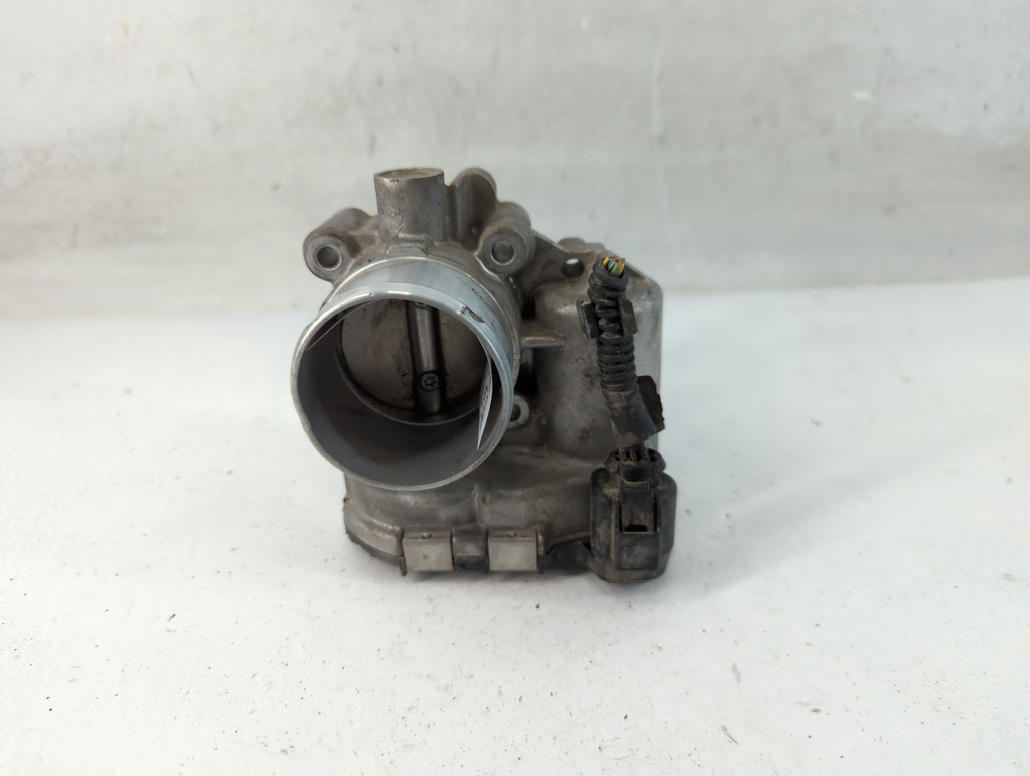 2013-2016 Ford Escape Throttle Body P/N:7S7G-9F991-CA Fits Fits 2013 2014 2015 2016 2017 2018 2019 OEM Used Auto Parts - Oem