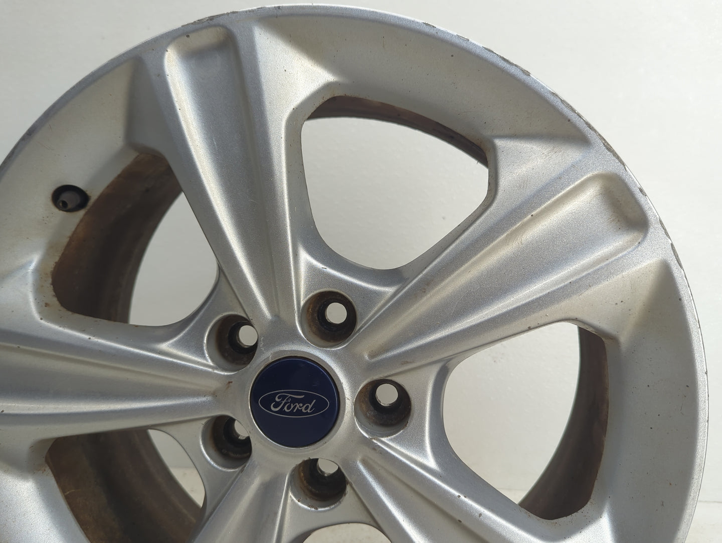 2013-2016 Ford Escape Oem Wheel Rim 902238 - Oemusedautoparts1.com