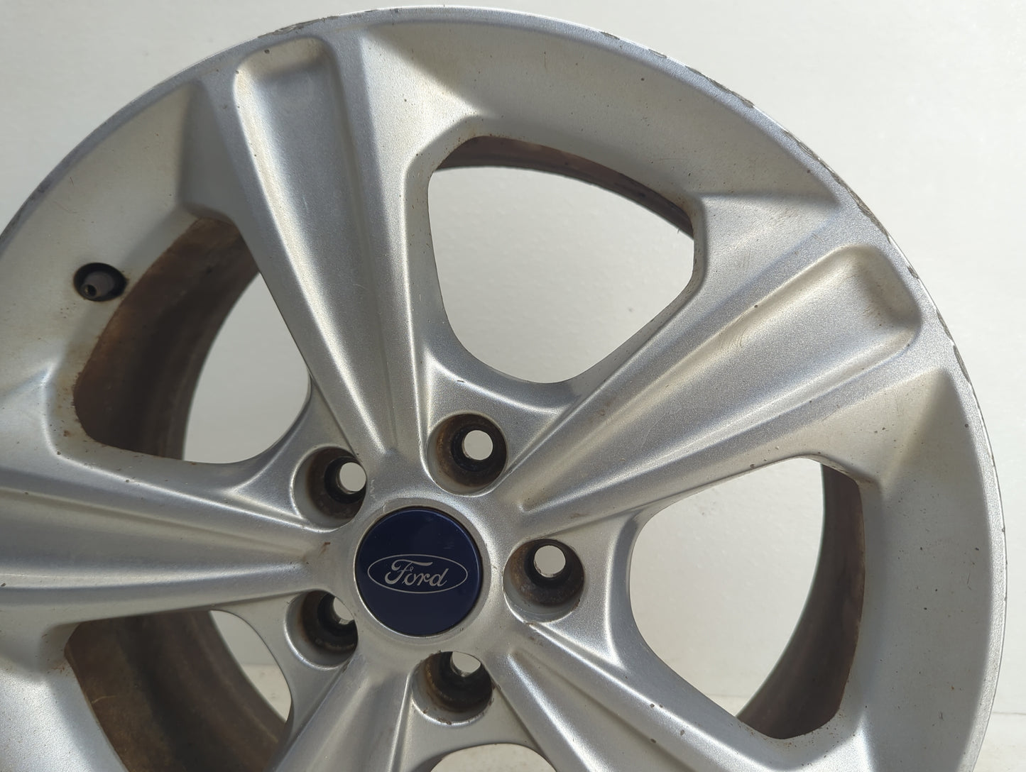 2013-2016 Ford Escape Oem Wheel Rim 902238 - Oemusedautoparts1.com