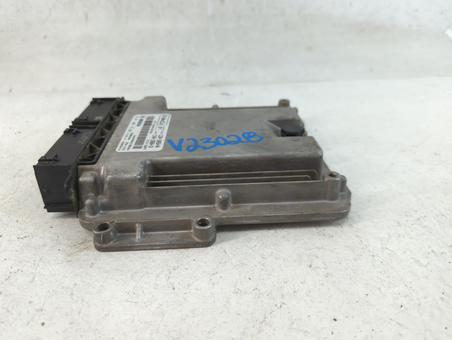 2013-2016 Ford Escape PCM Engine Control Computer ECU ECM PCU OEM P/N:CV6A-12B684-CA DJ5A-12A650-AH Fits Fits 2013 2014 2015