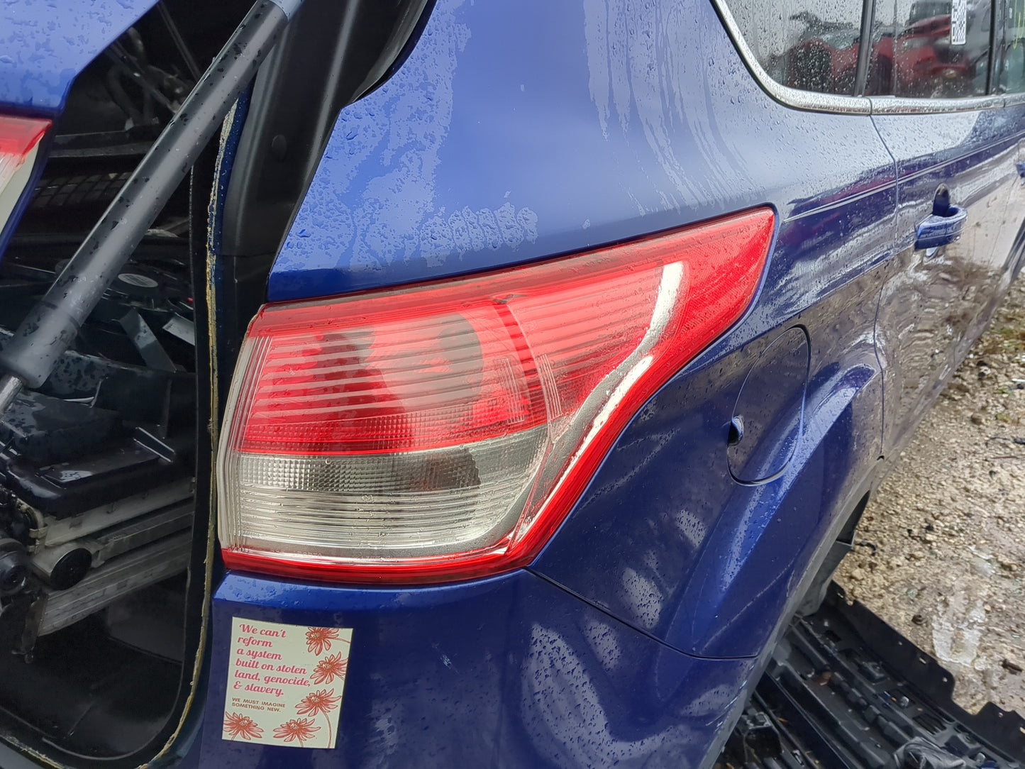 2013-2016 Ford Escape Tail Light Assembly Passenger Right OEM Fits Fits 2013 2014 2015 2016 OEM Used Auto Parts - Oemusedaut