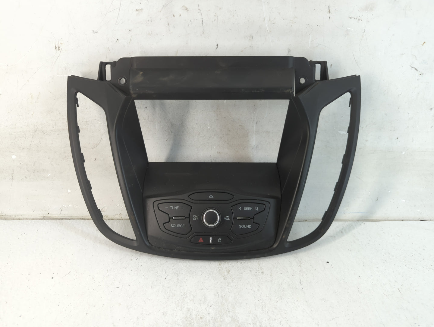 2013-2016 Ford Escape Radio AM FM Cd Player Receiver Replacement P/N:049868 BL J54 18835 ED3JA6 Fits Fits 2013 2014 2015 201