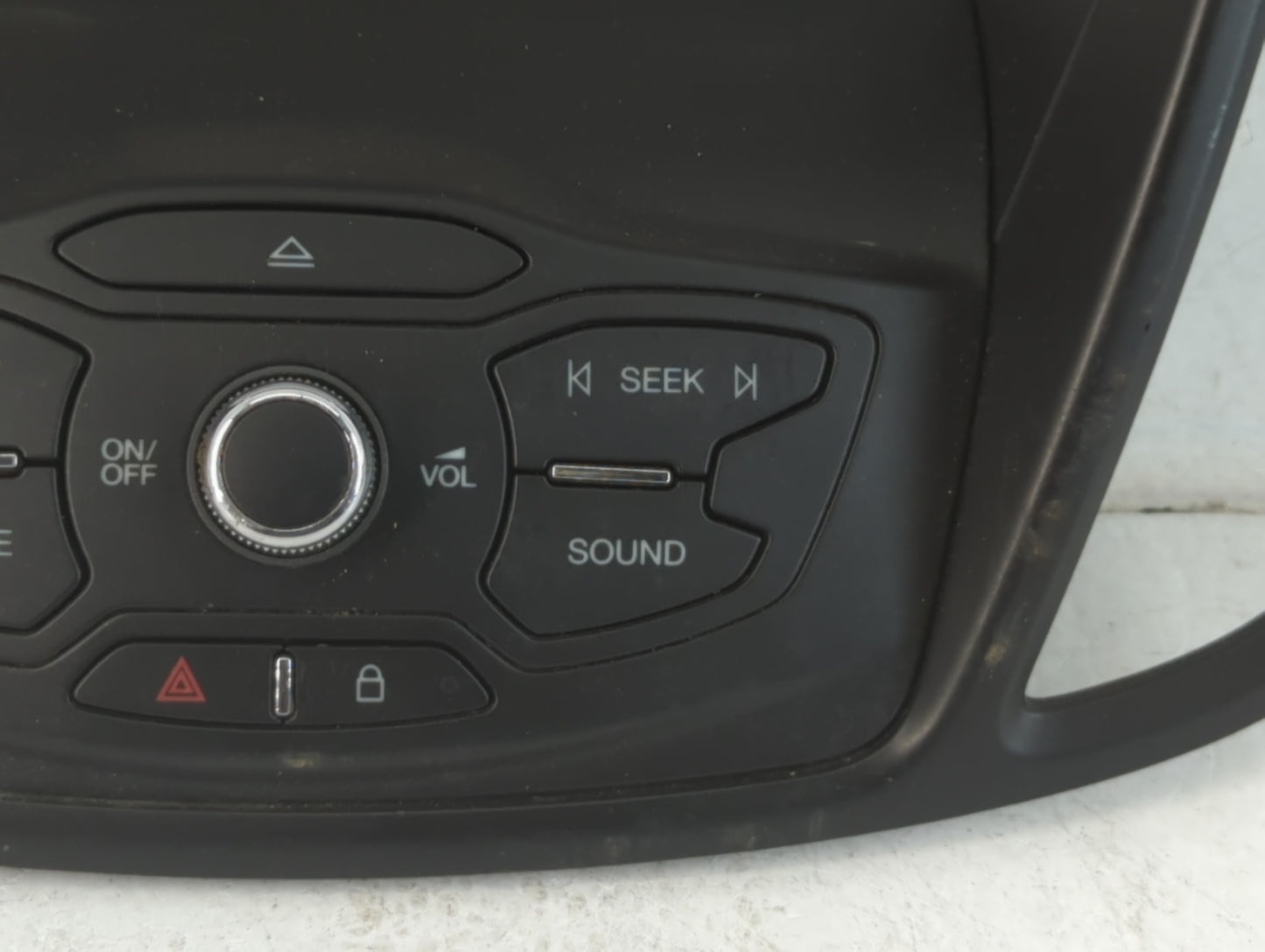 2013-2016 Ford Escape Radio AM FM Cd Player Receiver Replacement P/N:049868 BL J54 18835 ED3JA6 Fits Fits 2013 2014 2015 201