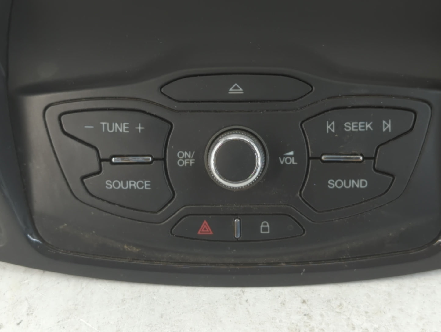 2013 Ford Escape Radio AM FM Cd Player Receiver Replacement P/N:CJ54 18835 CD3BA8 Fits OEM Used Auto Parts - Oemusedautopart