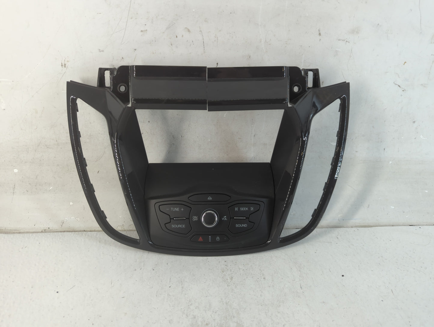 2013-2016 Ford Escape Radio AM FM Cd Player Receiver Replacement P/N:5049868 CJ54 18835 CD3BA8 Fits Fits 2013 2014 2015 2016