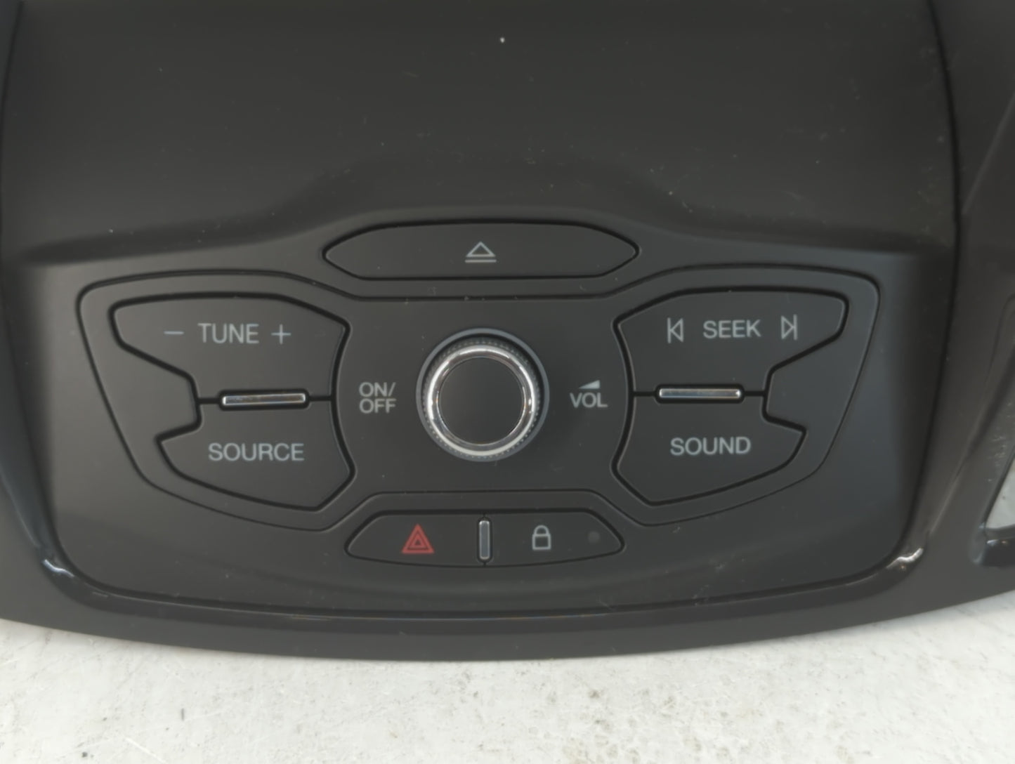 2013-2016 Ford Escape Radio AM FM Cd Player Receiver Replacement P/N:5049868 CJ54 18835 CD3BA8 Fits Fits 2013 2014 2015 2016