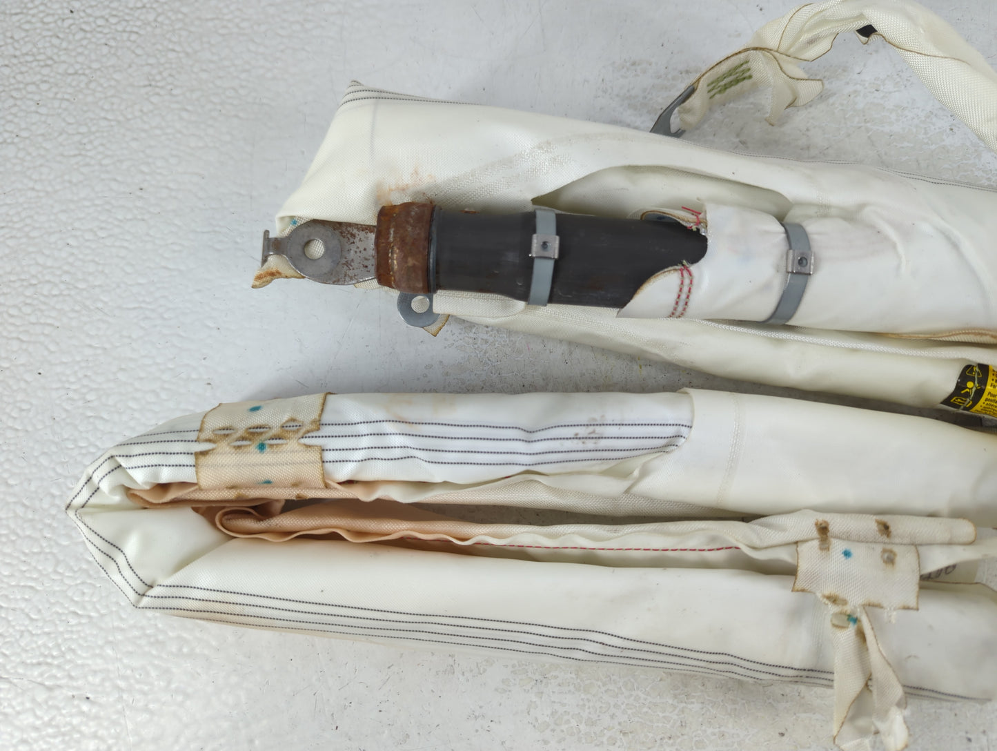 2013-2014 Ford Escape Air Bag Passenger Right Dashboard OEM P/N:CJ54-74042D94-AA Fits Fits 2013 2014 2015 OEM Used Auto Part