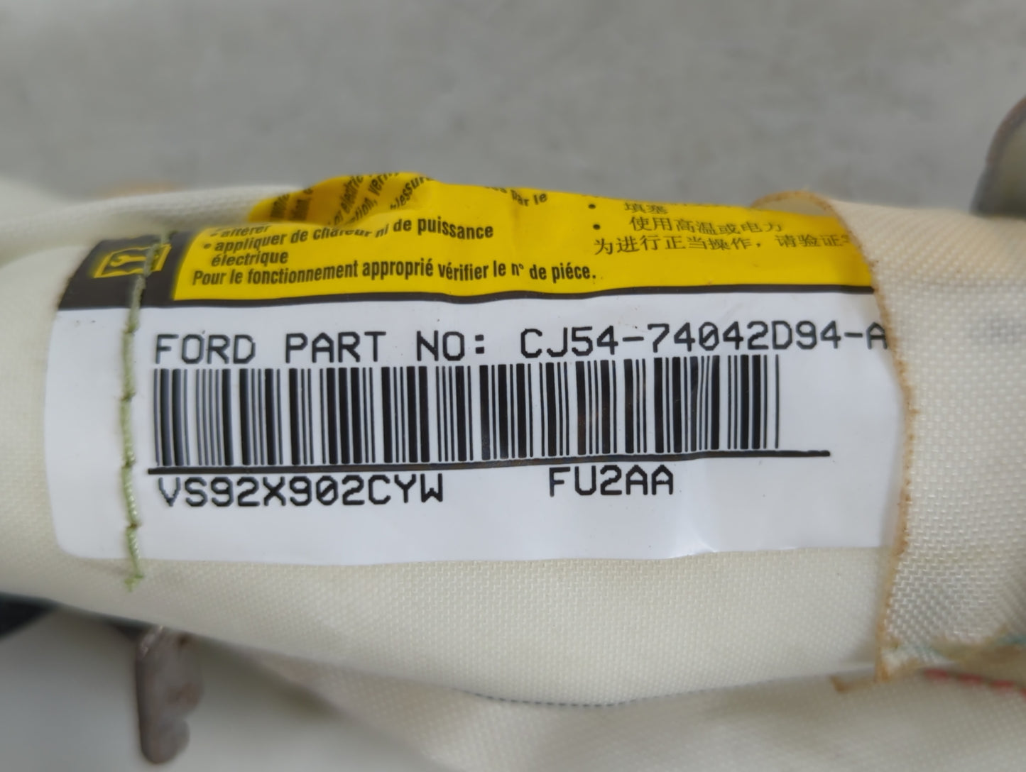 2013-2014 Ford Escape Air Bag Passenger Right Dashboard OEM P/N:CJ54-74042D94-AA Fits Fits 2013 2014 2015 OEM Used Auto Part
