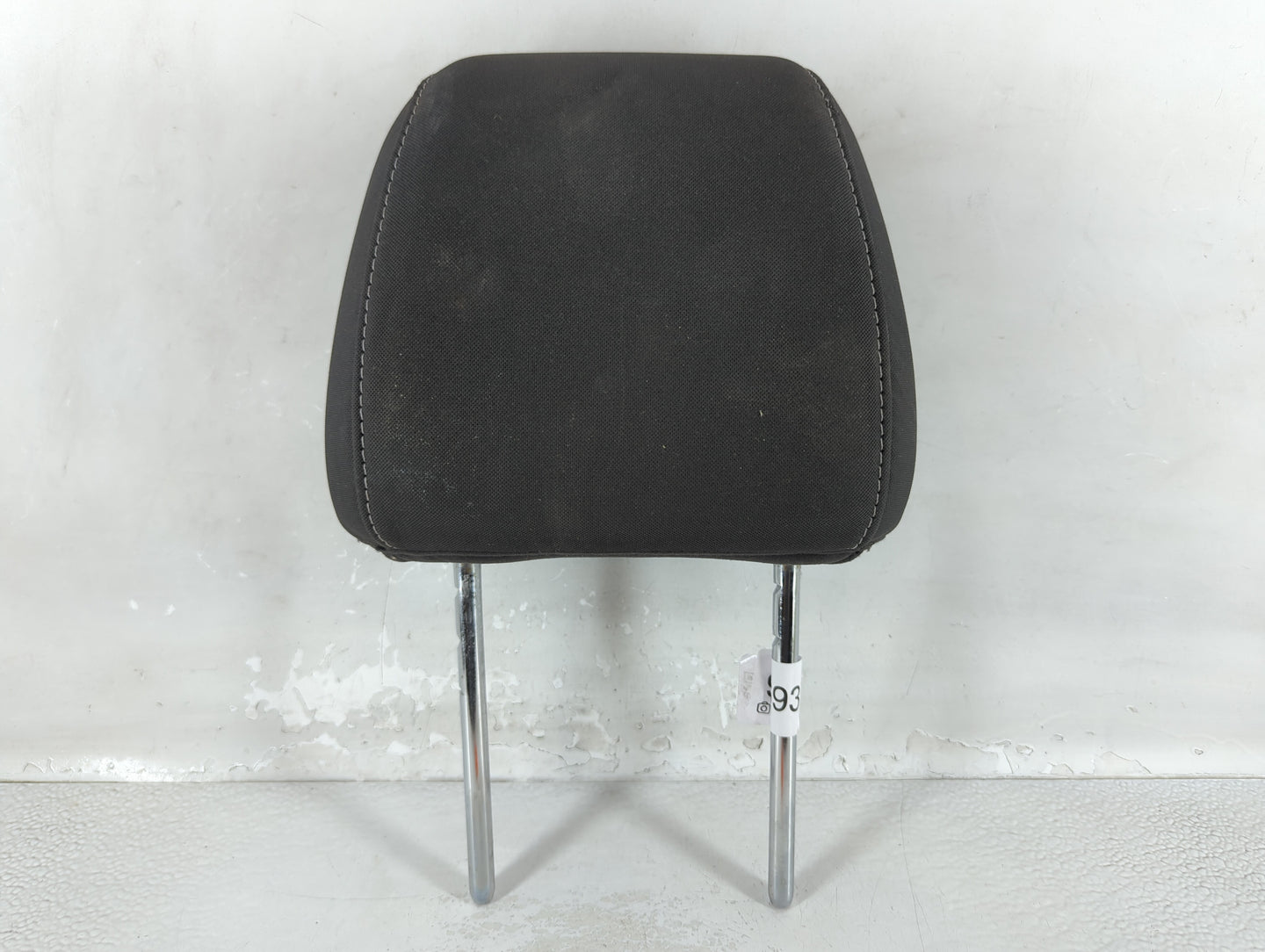 2013 Ford Escape Headrest Head Rest Front Driver Passenger Seat Fits OEM Used Auto Parts - Oemusedautoparts1.com