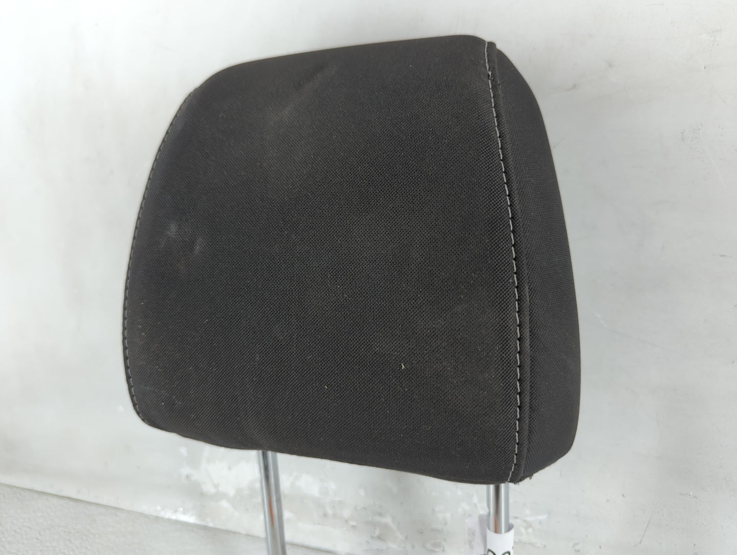 2013 Ford Escape Headrest Head Rest Front Driver Passenger Seat Fits OEM Used Auto Parts - Oemusedautoparts1.com
