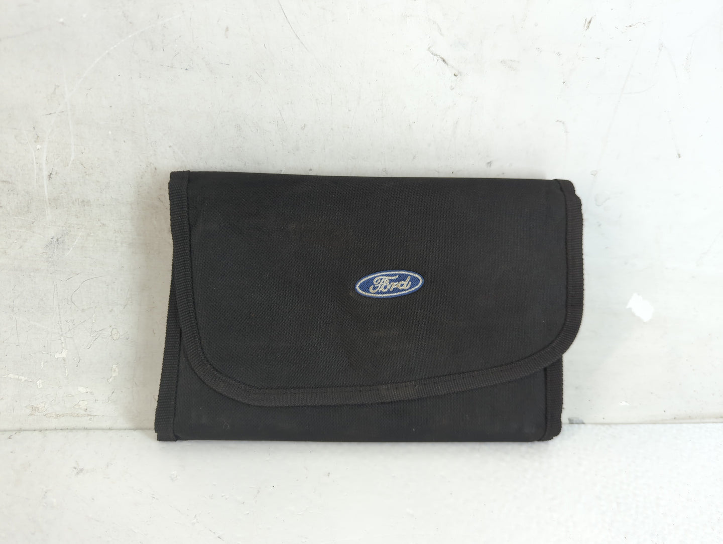 2013 Ford Escape Owners Manual Book Guide P/N:DJ5J 19A321 AA OEM Used Auto Parts - Oemusedautoparts1.com