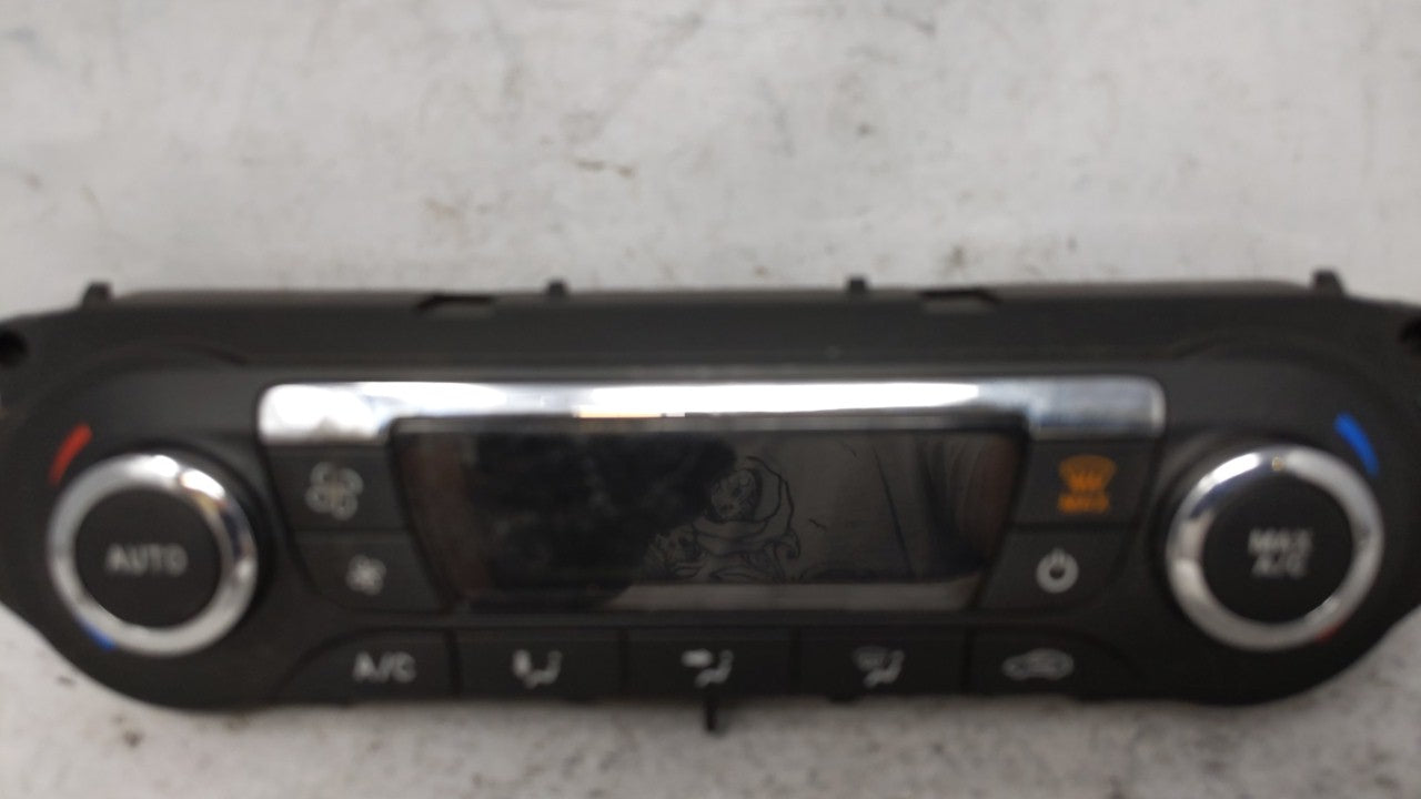 2013 Ford Escape Climate Control Module Temperature AC/Heater Replacement P/N:CJ5T-18C612-AE Fits OEM Used Auto Parts - Oemu