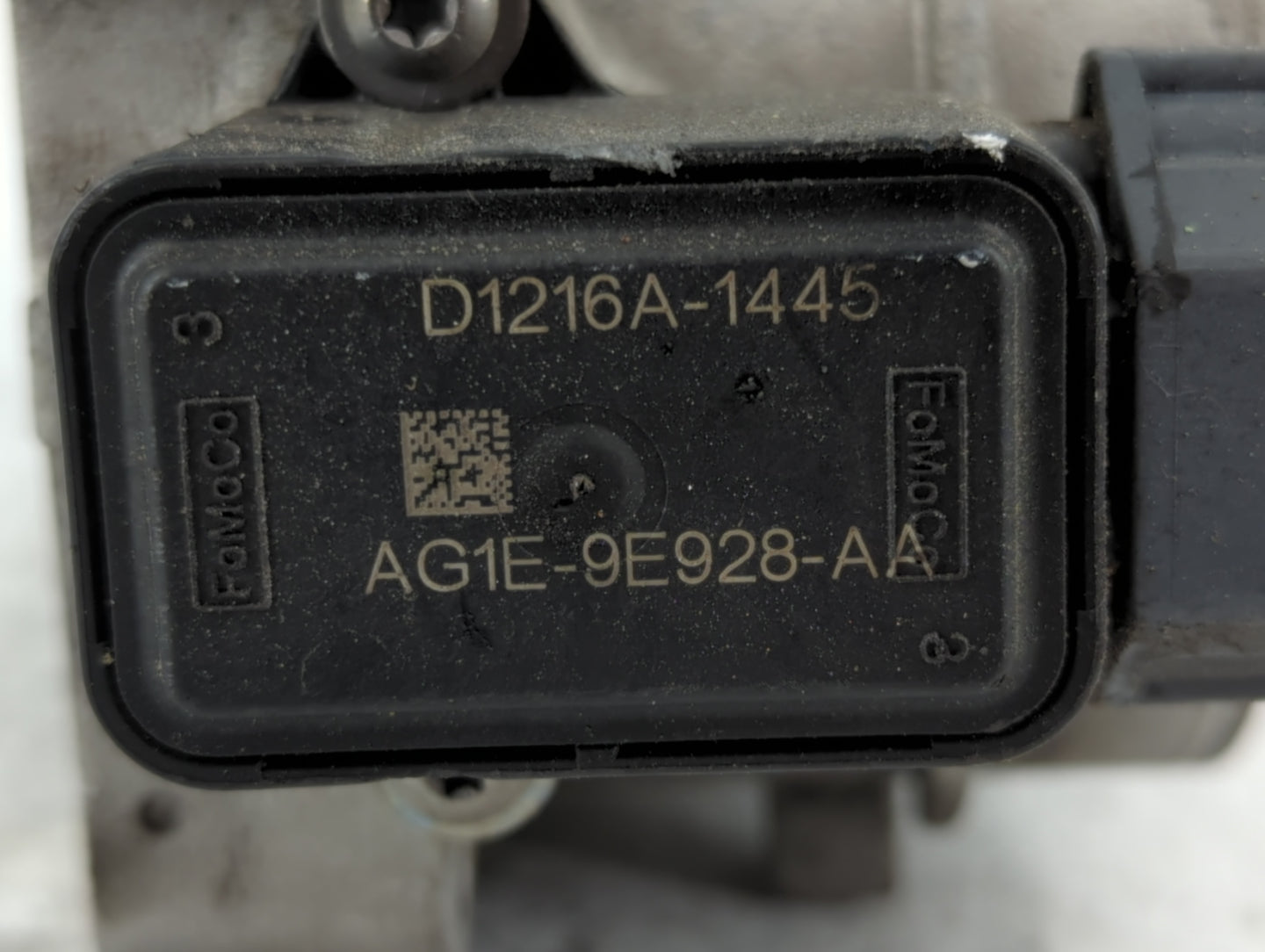 2013 Ford Expedition Throttle Body P/N:AG1E-9E928-AA D1216A-1445 Fits Fits 2010 2011 2012 2014 OEM Used Auto Parts - Oemused