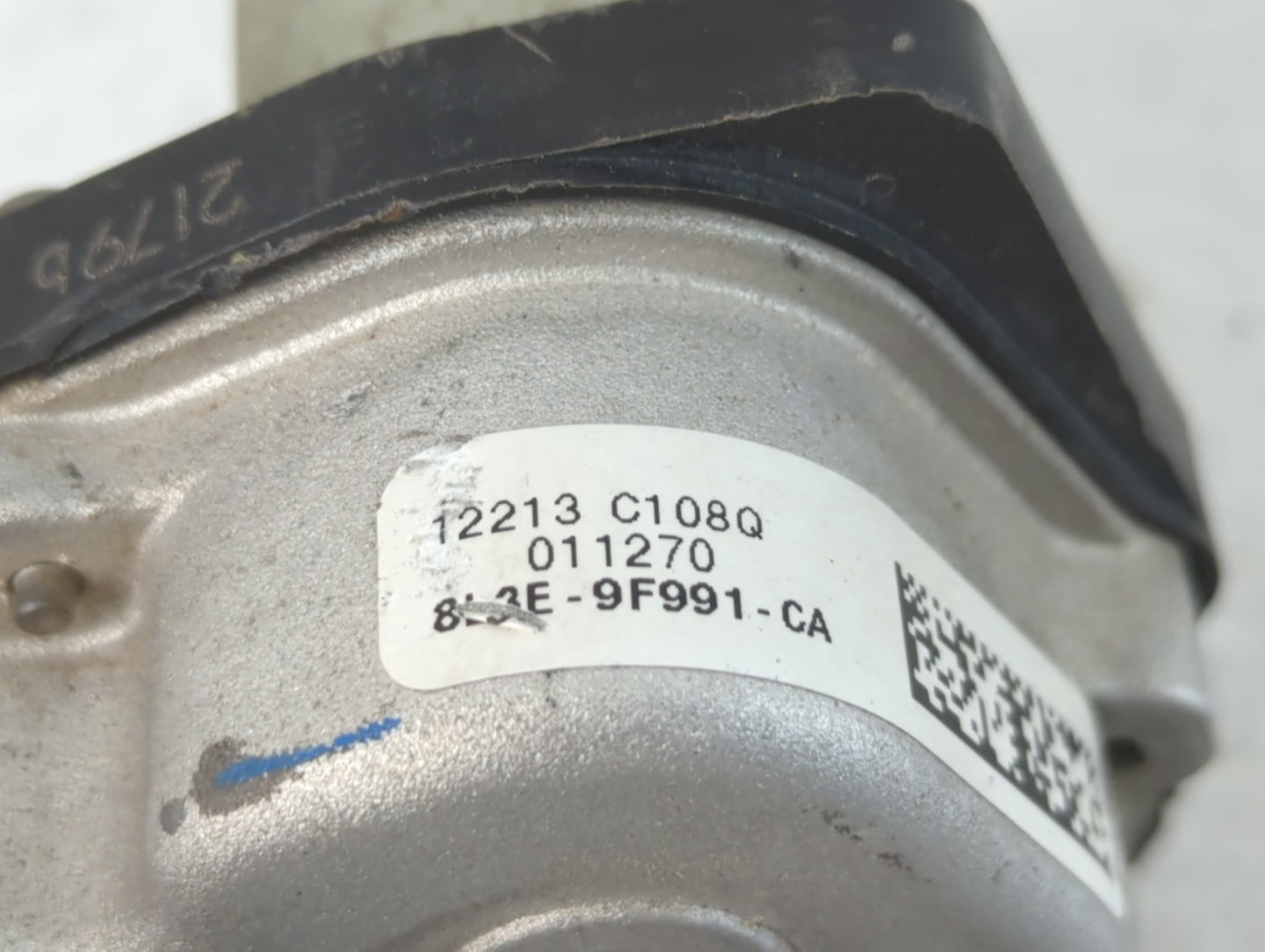 2013 Ford Expedition Throttle Body P/N:10033 C108Q 8L3E-9F991-CA Fits Fits 2010 2011 2012 2014 OEM Used Auto Parts - Oemused
