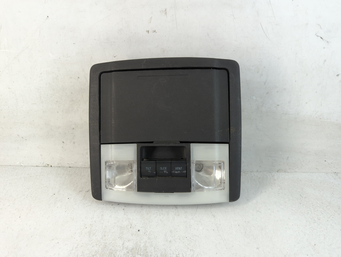 2013 Ford Expedition Overhead Roof Console - Oemusedautoparts1.com