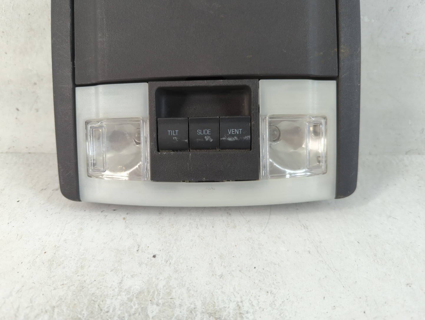 2013 Ford Expedition Overhead Roof Console - Oemusedautoparts1.com