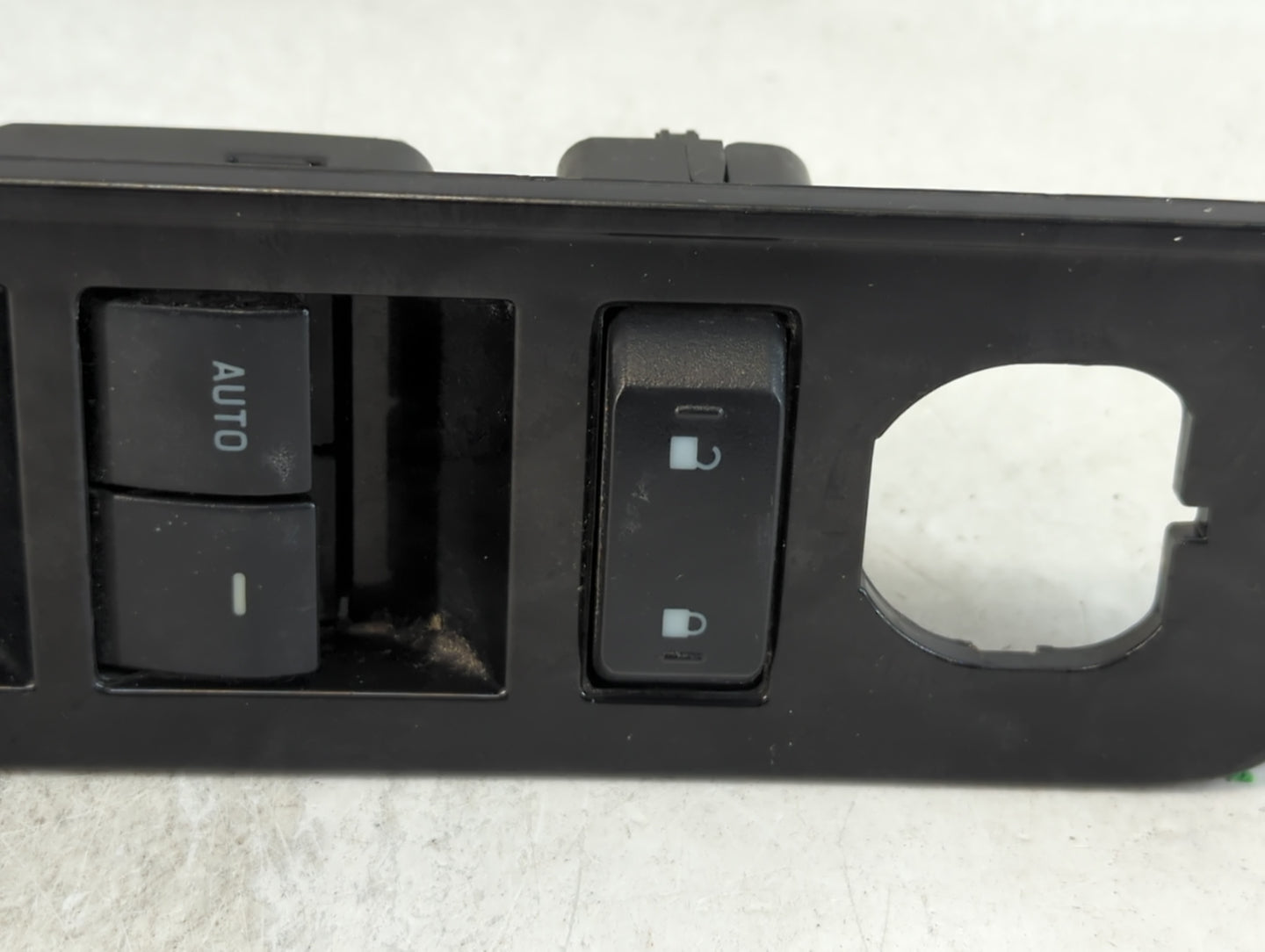 2013 Ford Expedition Master Power Window Switch Replacement Driver Side Left P/N:8C3T-14963-AAW Fits OEM Used Auto Parts - O