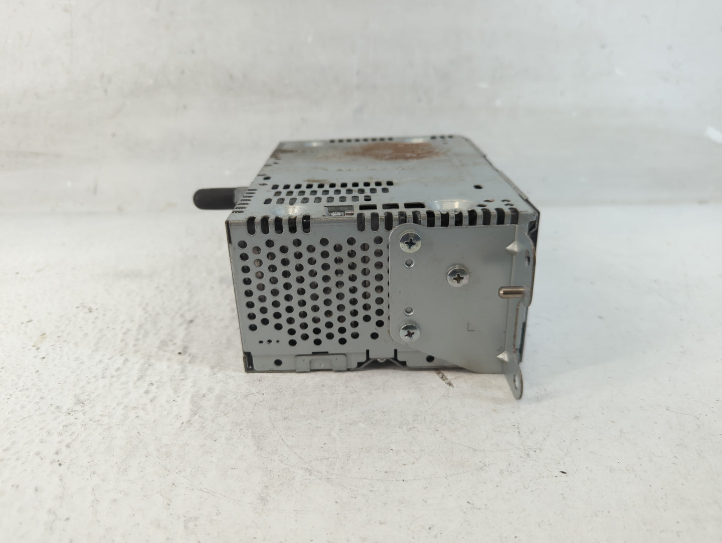 2013 Ford Explorer Radio AM FM Cd Player Receiver Replacement P/N:DB5T 19C107 FD Fits OEM Used Auto Parts - Oemusedautoparts