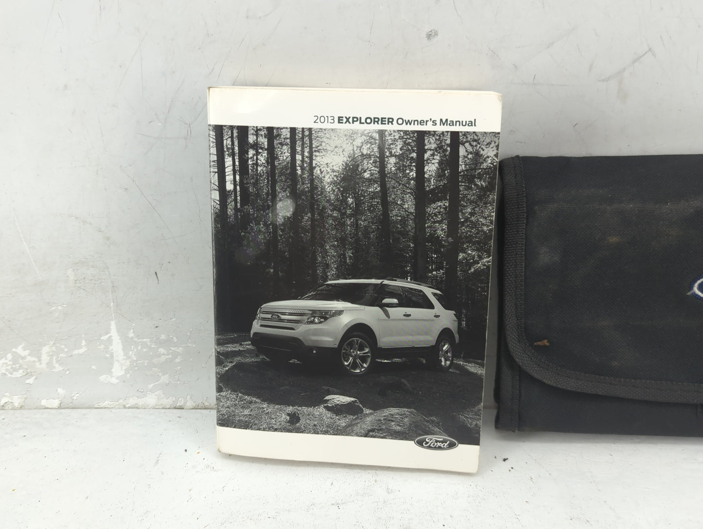 2013 Ford Explorer Owners Manual Book Guide OEM Used Auto Parts - Oemusedautoparts1.com