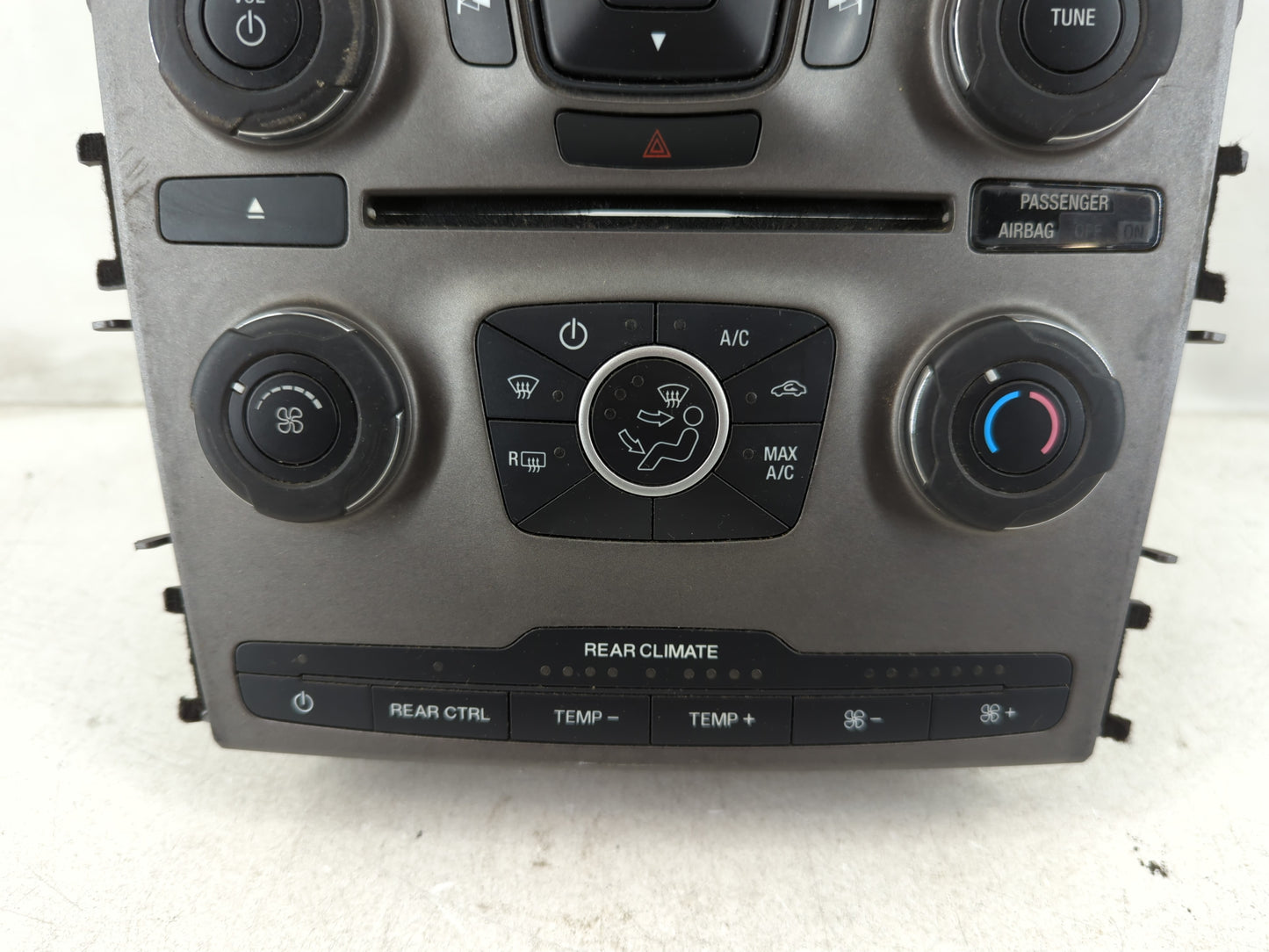 2013 Ford Explorer Radio AM FM Cd Player Receiver Replacement P/N:DB5T-18A802-AA Fits OEM Used Auto Parts - Oemusedautoparts