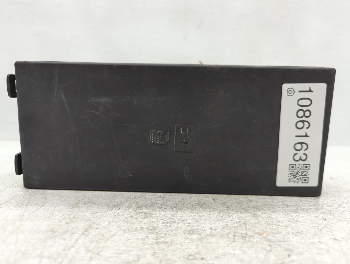 2013 Ford Explorer Fusebox Fuse Box Panel Relay Module P/N:BT4T-14A003-AA Fits OEM Used Auto Parts - Oemusedautoparts1.com