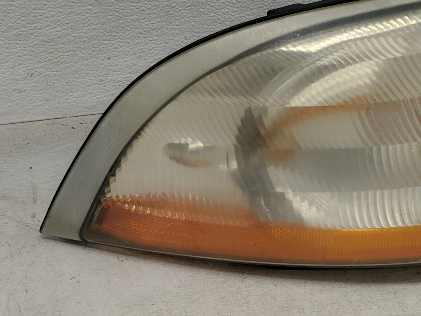 2013-2015 Ford Explorer Passenger Right Oem Head Light Headlight Lamp - Oemusedautoparts1.com