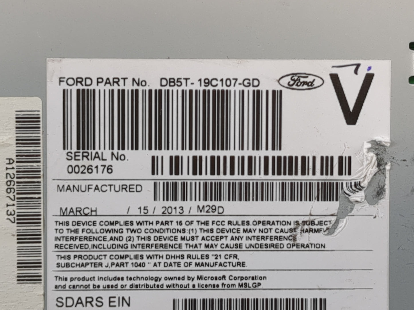 2013-2014 Ford Explorer Radio AM FM Cd Player Receiver Replacement P/N:DB5T-19C107-GD Fits Fits 2013 2014 OEM Used Auto Part