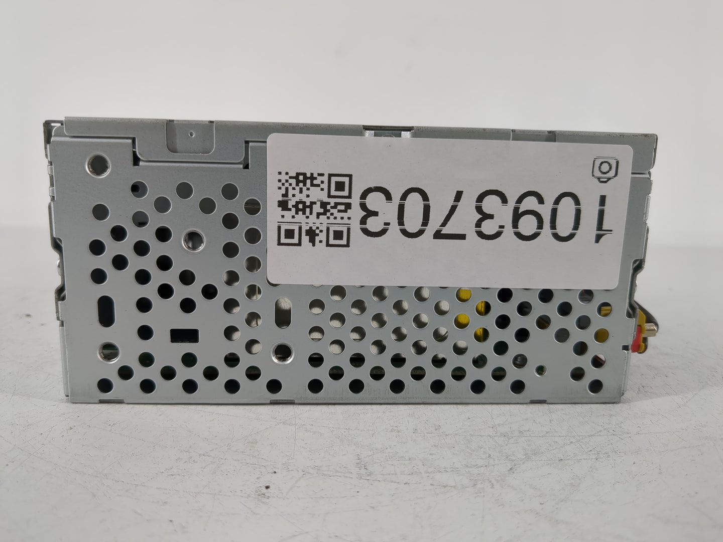 2013 Ford Explorer Radio AM FM Cd Player Receiver Replacement P/N:DB5T-19C107-DD DB5T-19C107-DE Fits OEM Used Auto Parts - O