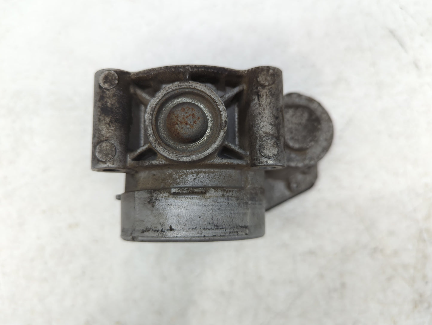 2012-2015 Ford Explorer Throttle Body P/N:9L8E-BG Fits Fits 2012 2013 2014 2015 2016 2017 OEM Used Auto Parts - Oemusedautop