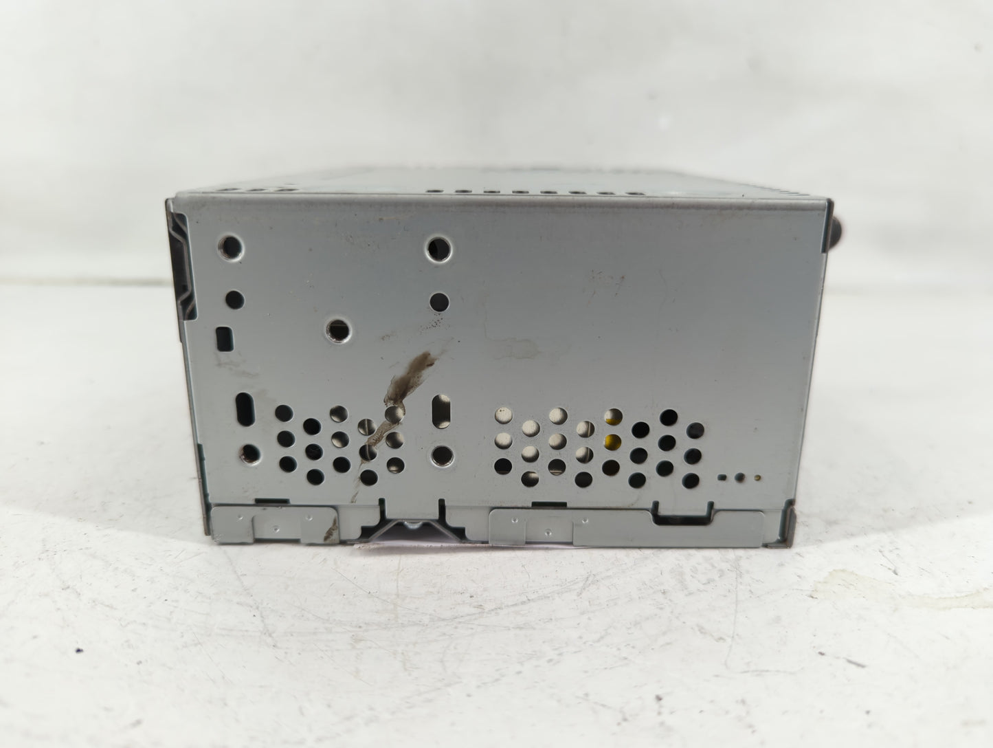 2013 Ford Explorer Radio AM FM Cd Player Receiver Replacement P/N:DB5T-19C107-GC Fits OEM Used Auto Parts - Oemusedautoparts