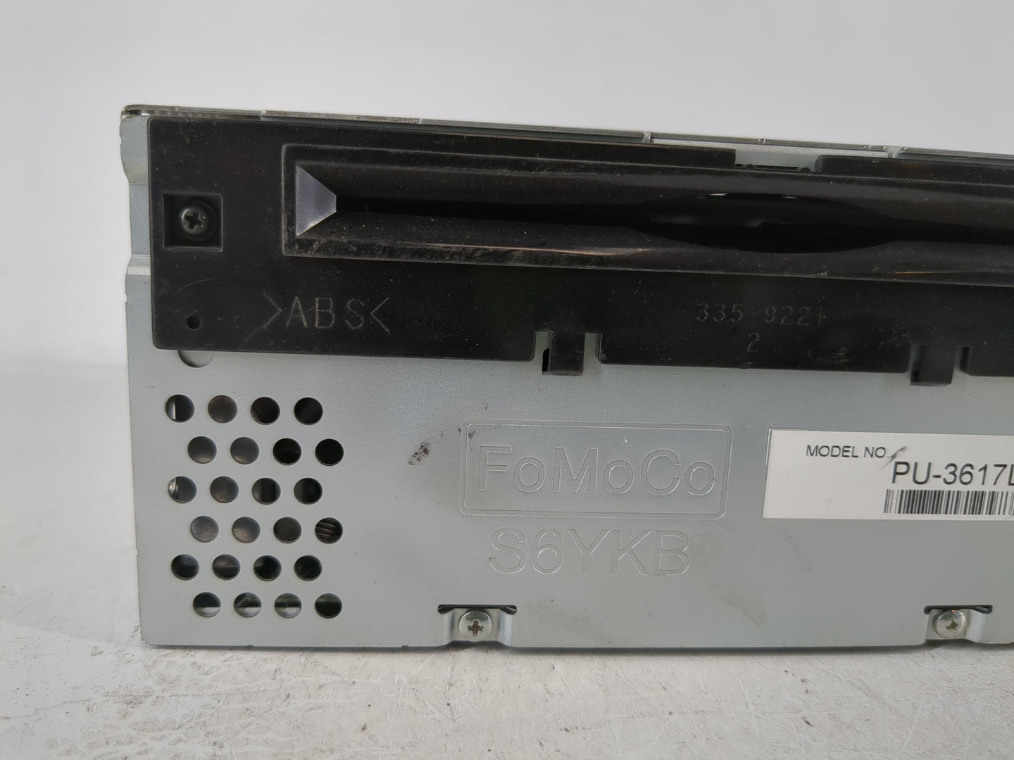 2013 Ford Explorer Radio AM FM Cd Player Receiver Replacement P/N:DB5T-19C107-FC Fits OEM Used Auto Parts - Oemusedautoparts