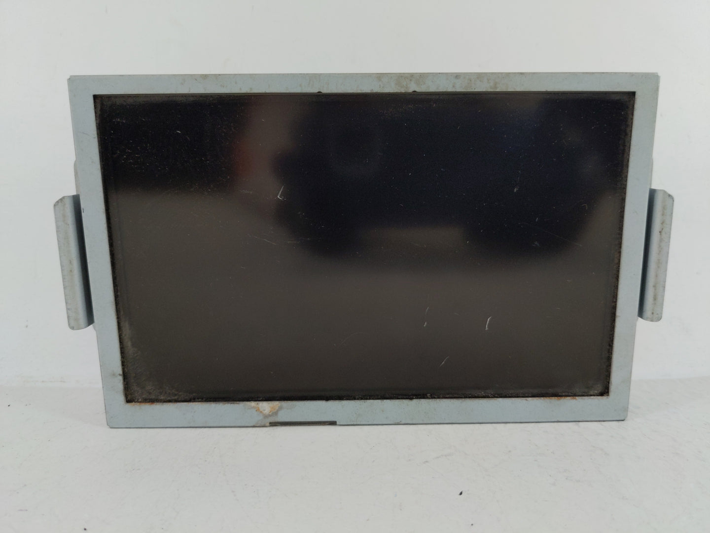 2011-2013 Ford Explorer Information Display Screen - Oemusedautoparts1.com