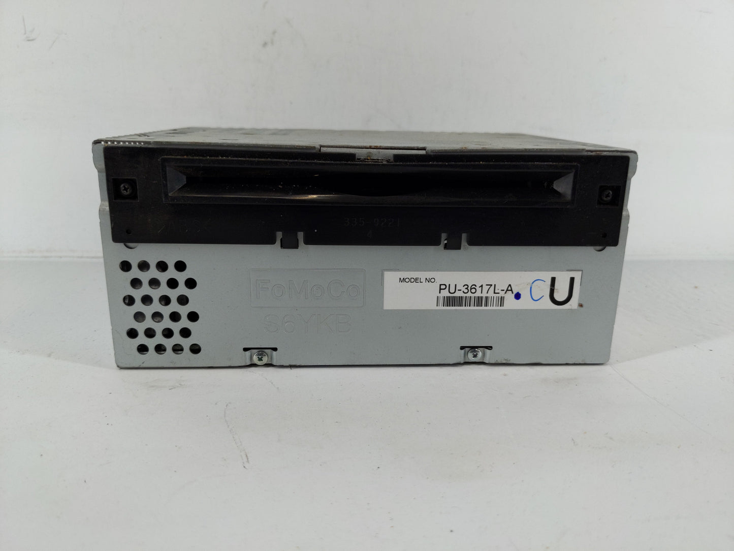 2013 Ford Explorer Radio AM FM Cd Player Receiver Replacement P/N:DB5T 19C107 FD Fits OEM Used Auto Parts - Oemusedautoparts