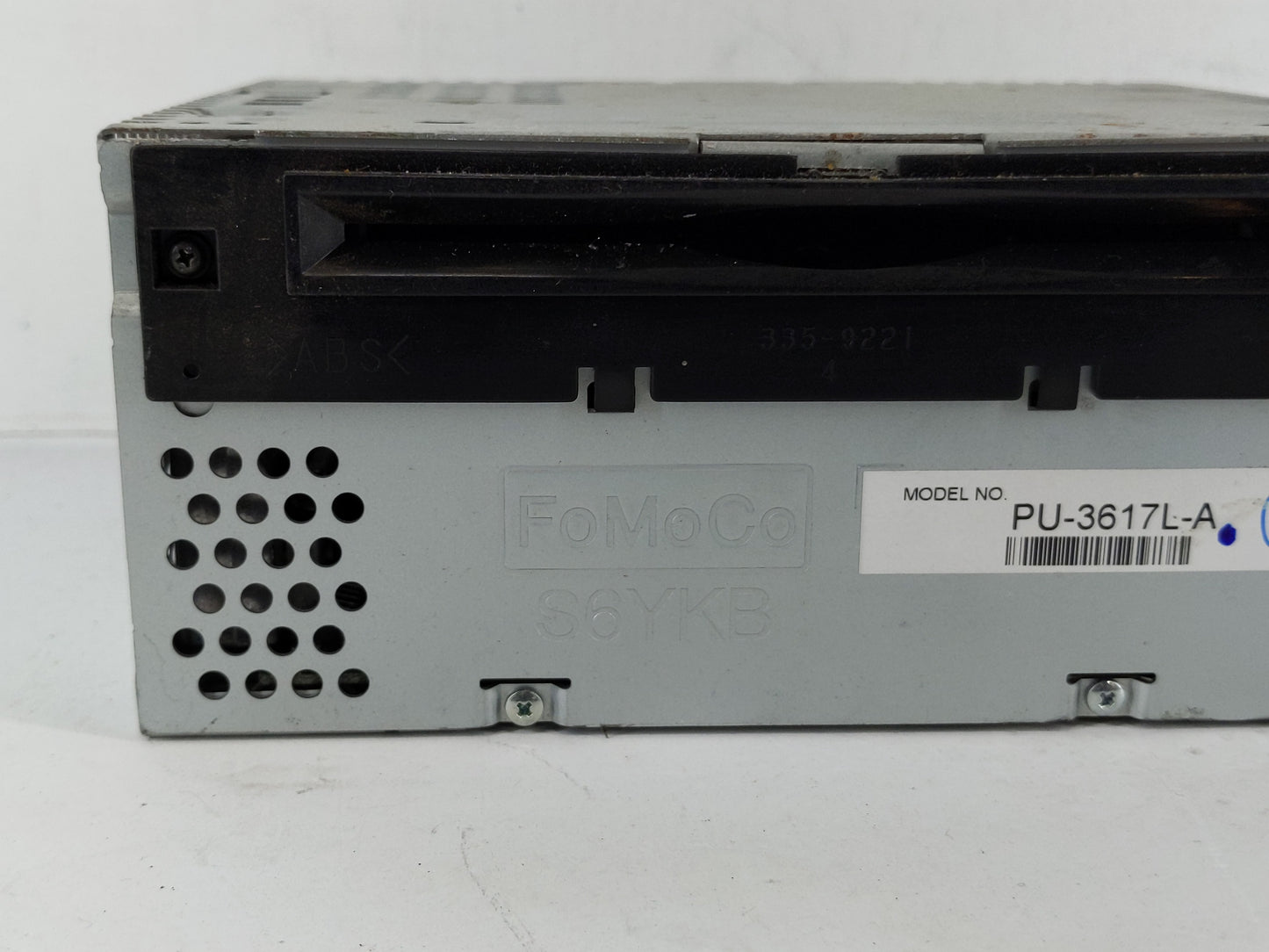 2013 Ford Explorer Radio AM FM Cd Player Receiver Replacement P/N:DB5T 19C107 FD Fits OEM Used Auto Parts - Oemusedautoparts