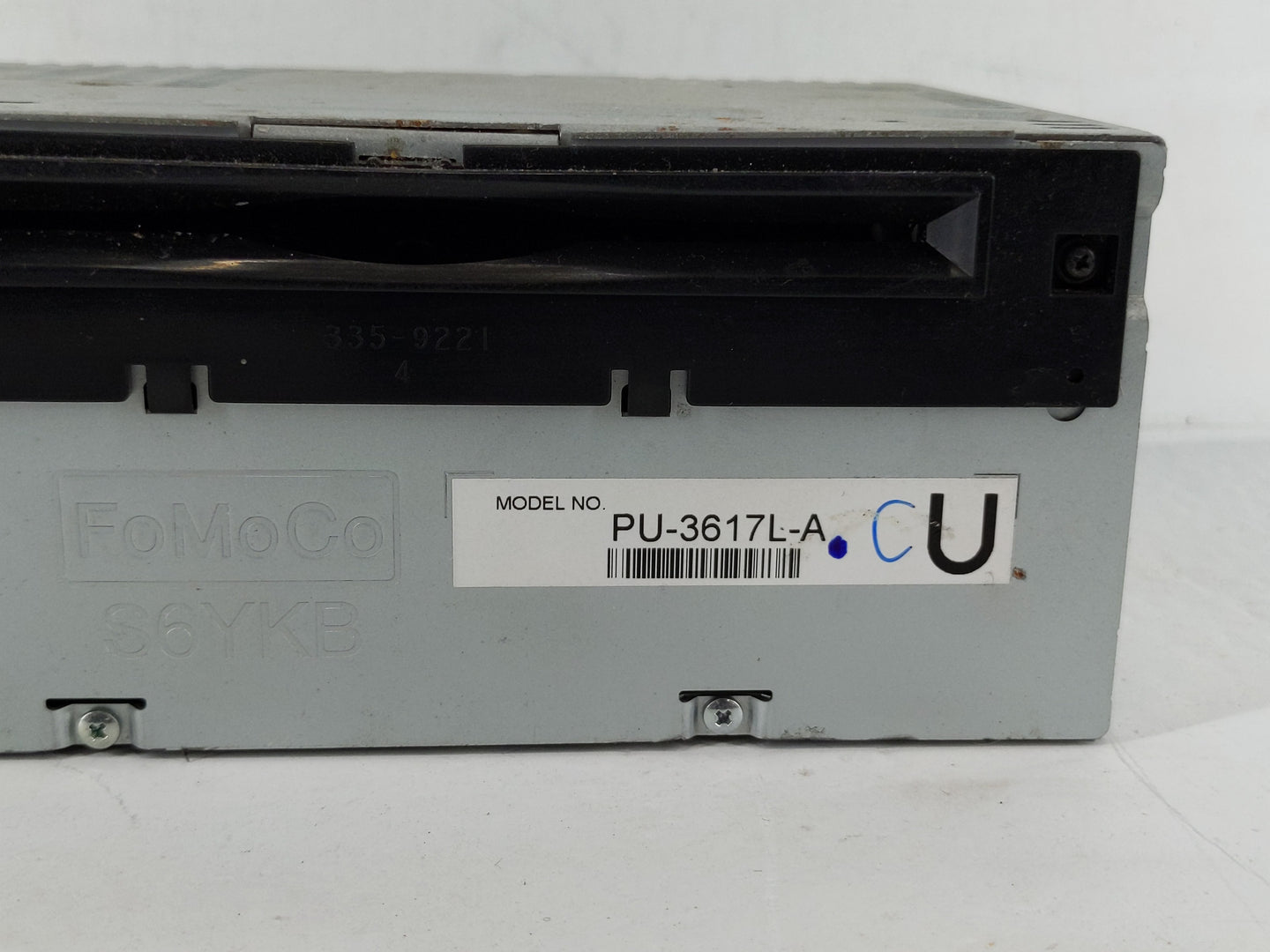 2013 Ford Explorer Radio AM FM Cd Player Receiver Replacement P/N:DB5T 19C107 FD Fits OEM Used Auto Parts - Oemusedautoparts