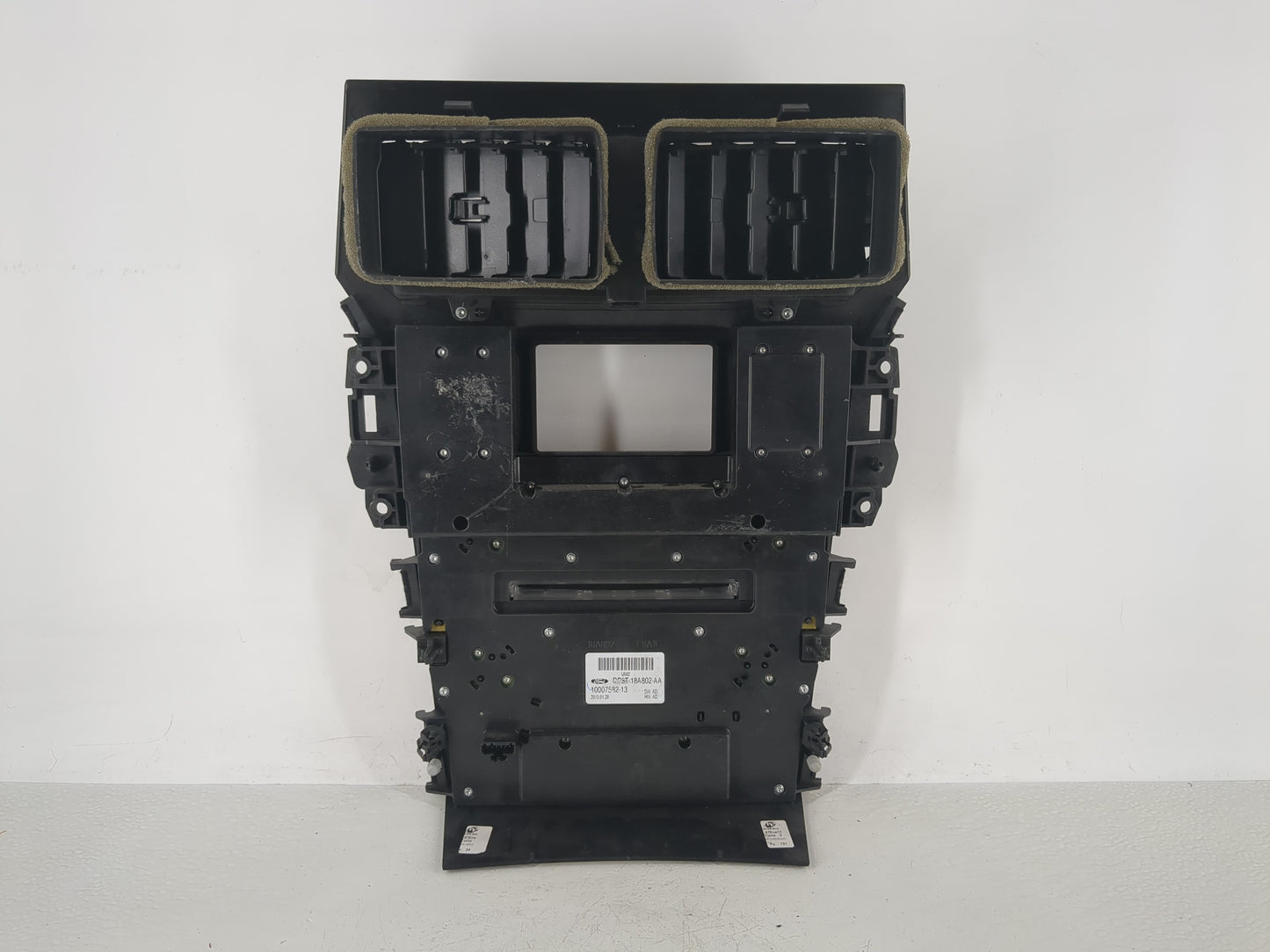 2013 Ford Explorer Radio AM FM Cd Player Receiver Replacement P/N:DB5T-18A802-AA Fits OEM Used Auto Parts - Oemusedautoparts