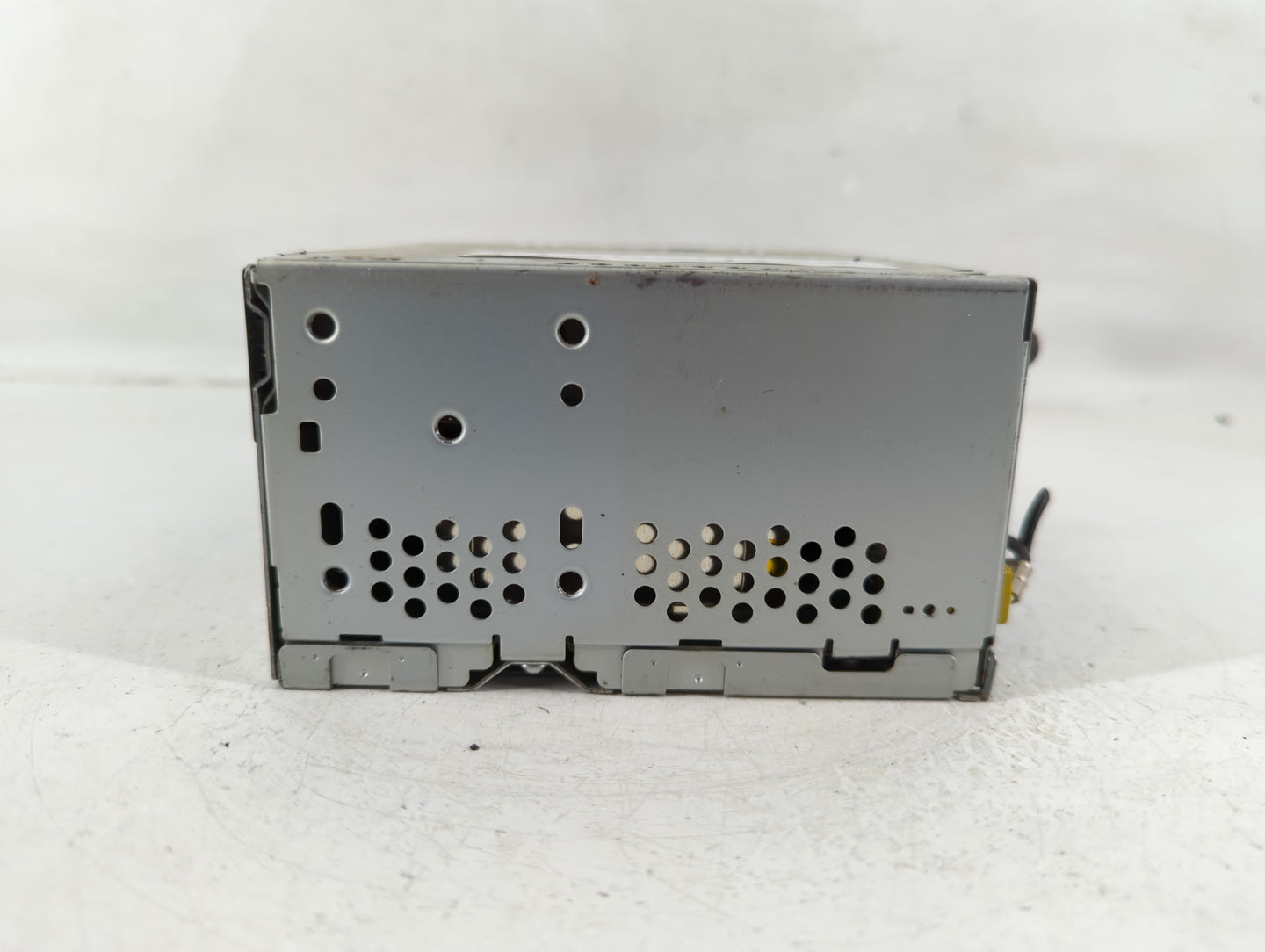2013 Ford Explorer Radio AM FM Cd Player Receiver Replacement P/N:DB5T 19C107 FD Fits OEM Used Auto Parts - Oemusedautoparts