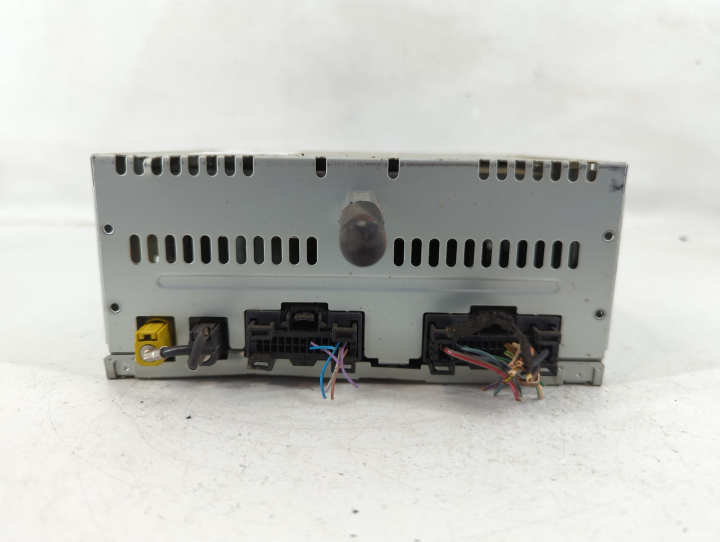 2013 Ford Explorer Radio AM FM Cd Player Receiver Replacement P/N:DB5T 19C107 FD Fits OEM Used Auto Parts - Oemusedautoparts