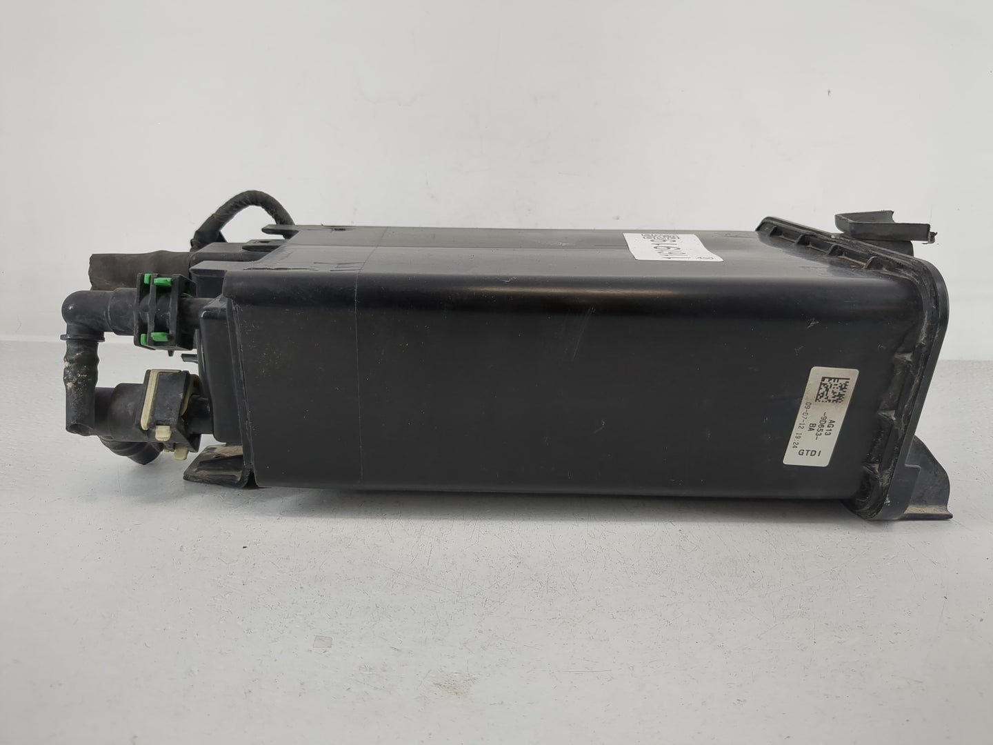 2013 Ford Explorer Fuel Vapor Charcoal Canister - Oemusedautoparts1.com