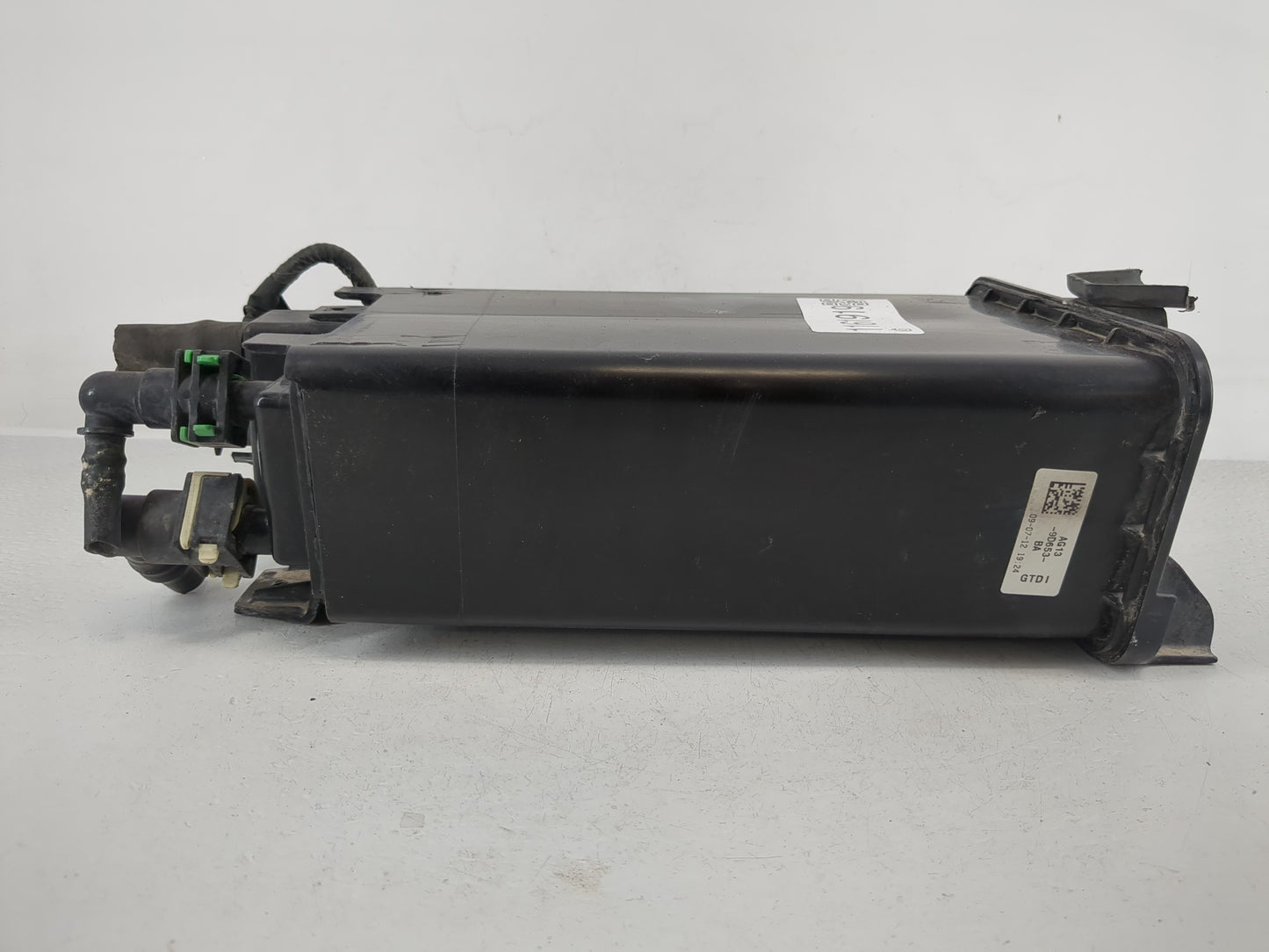 2013 Ford Explorer Fuel Vapor Charcoal Canister - Oemusedautoparts1.com