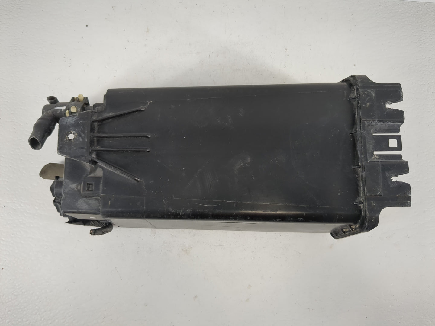 2013 Ford Explorer Fuel Vapor Charcoal Canister - Oemusedautoparts1.com