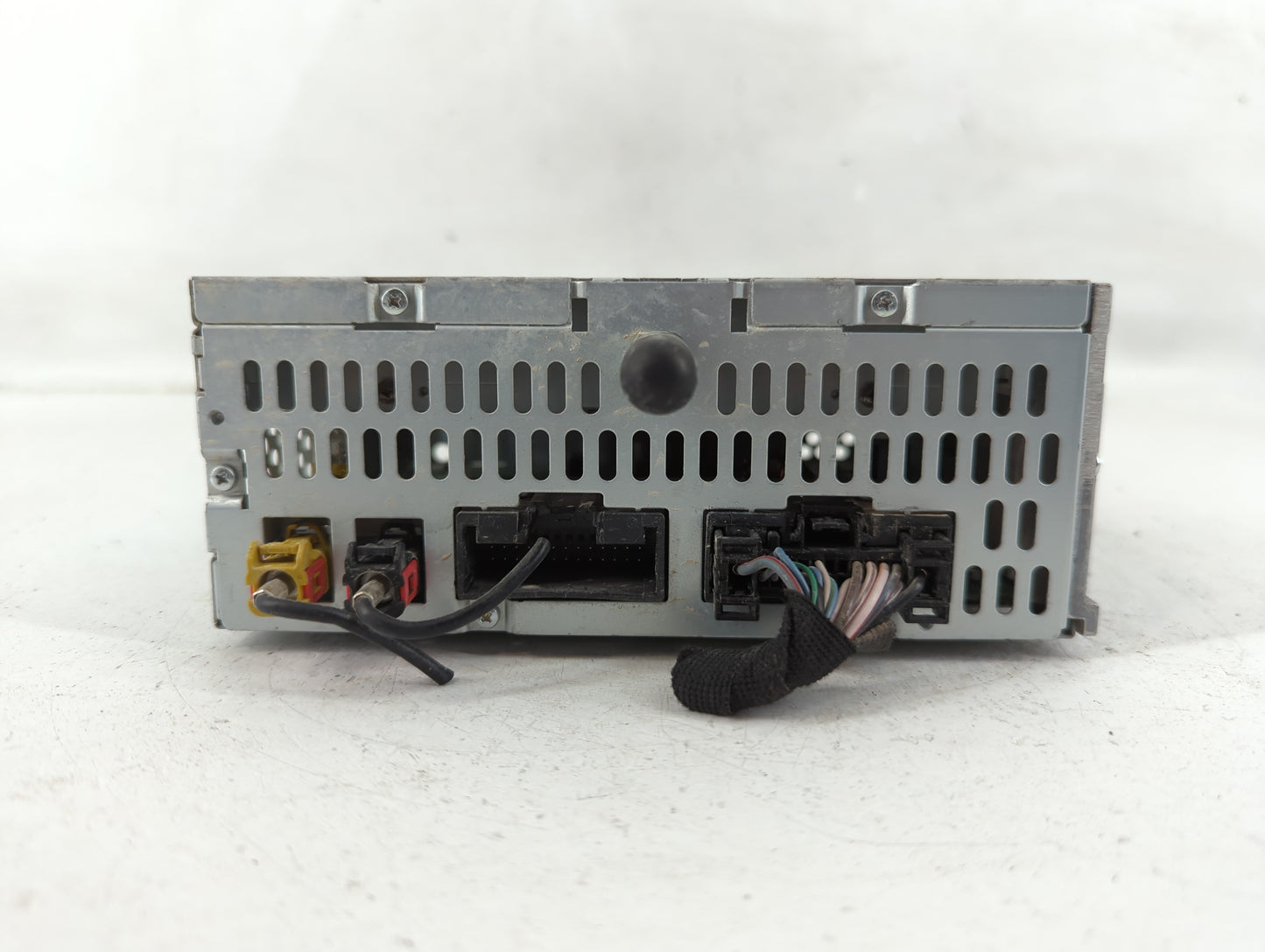 2013 Ford Explorer Radio AM FM Cd Player Receiver Replacement P/N:DB5T-19C107-BC Fits OEM Used Auto Parts - Oemusedautoparts